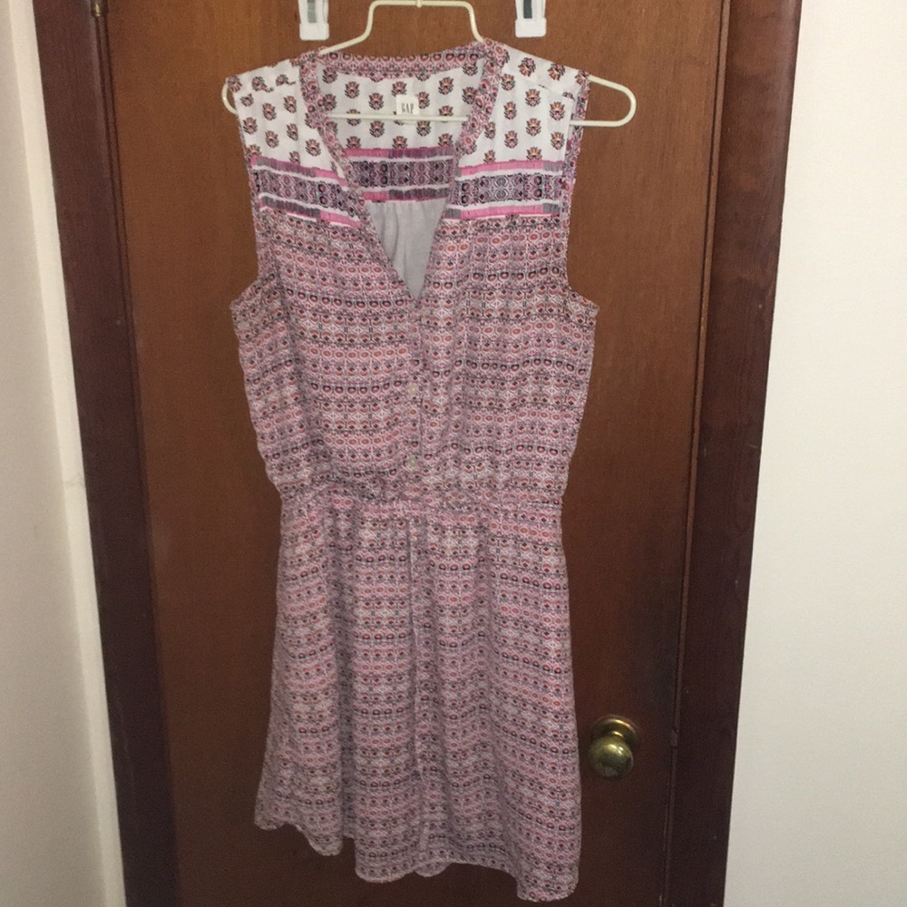 Pink pattern gap dress